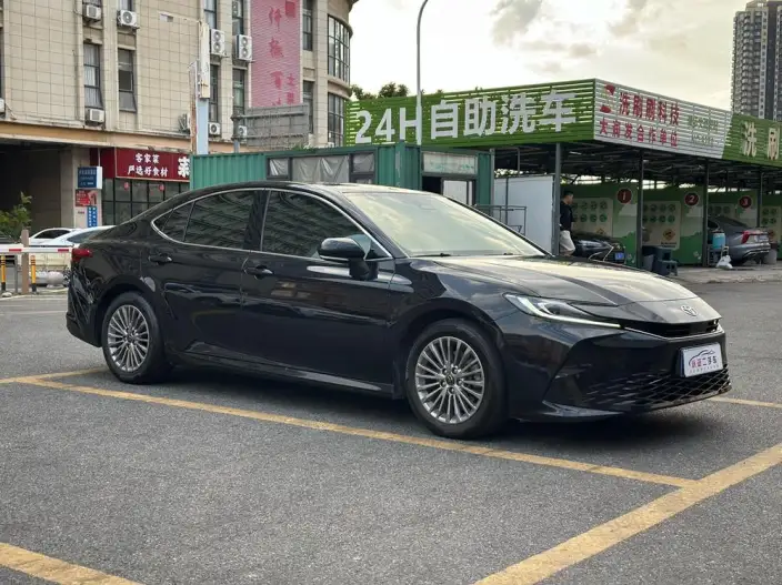Toyota Camry 2024 Model Hybrid 2.0HE Elite Edition – фото 3