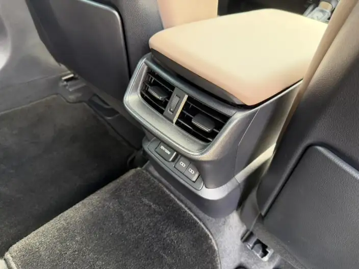 Lexus ES 2022 Model 200 Superior Edition – фото 9