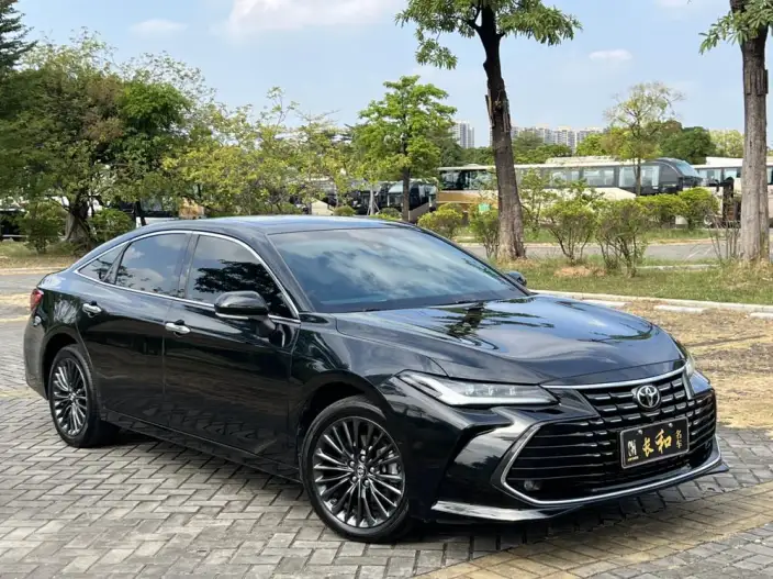 Toyota Avalon 2022 Model 2.0L XLE Exclusive Edition – фото 3