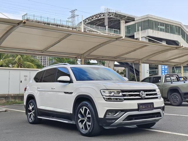 Volkswagen Teramont 2017 модификация 530 V6 4WD Deluxe Edition – фото 3