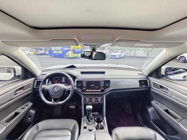Volkswagen Teramont 2017 модификация 530 V6 4WD Deluxe Edition – фото 5