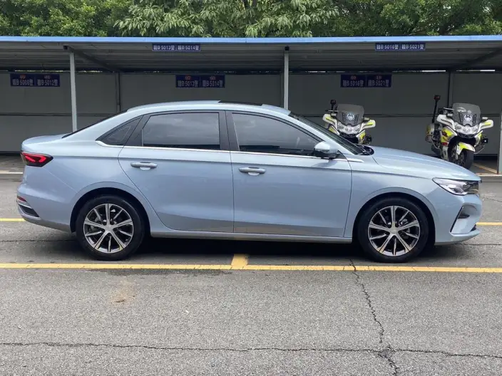 Geely Emgrand 2023 Model No. 4 Gen Champion Edition 1.5L CVT Flagship Model – фото 7