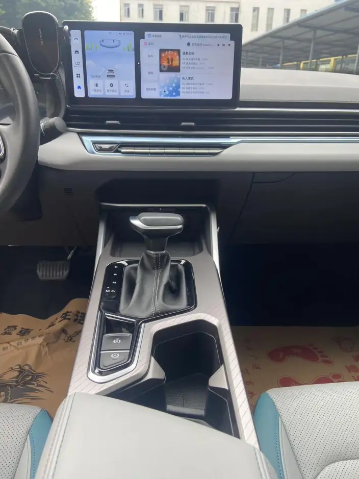 Geely Emgrand 2023 Model No. 4 Gen Champion Edition 1.5L CVT Flagship Model – фото 10