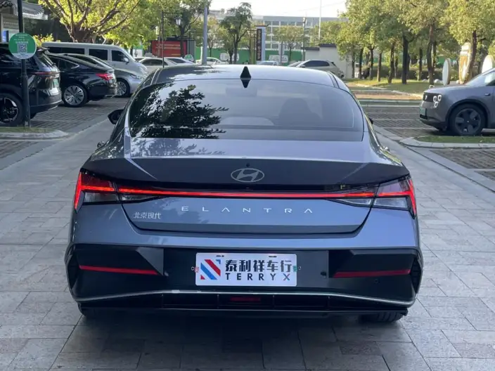 Hyundai Ioniq 2023 Model 1.5L CVT LUX Premium Edition – фото 5