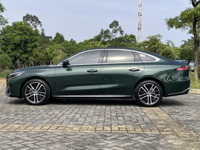 Geely Emgrand 2026 Model No. 5 Gen 1.5T DCT Flagship Model – фото 4
