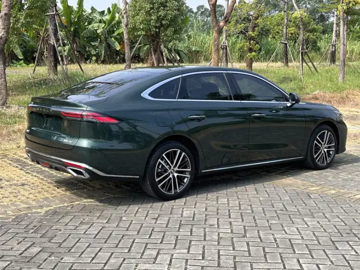 Geely Emgrand 2026 Model No. 5 Gen 1.5T DCT Flagship Model – фото 7