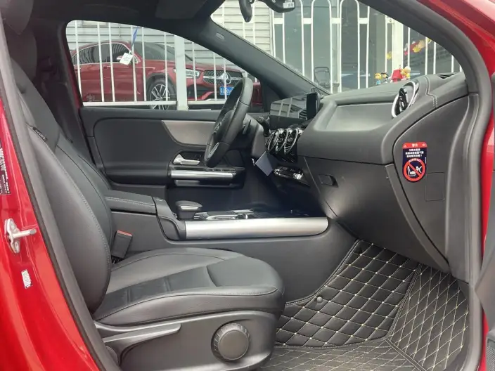 Mercedes-Benz GLA 2022 Model Facelift II GLA 200 – фото 9