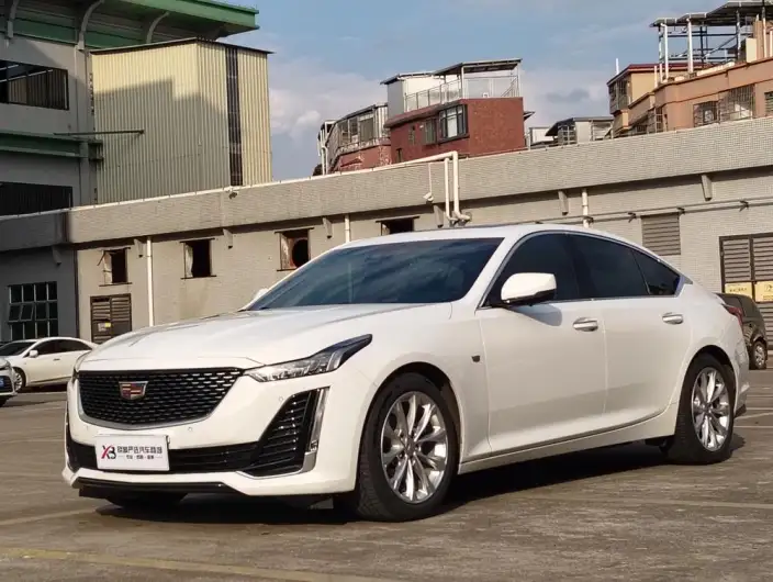 Cadillac CT5 2022 Model 28T Luxury Model