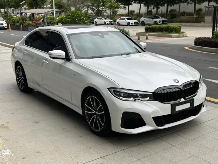 BMW 3 Series 2022 Model 325Li M Sports Set – фото 3