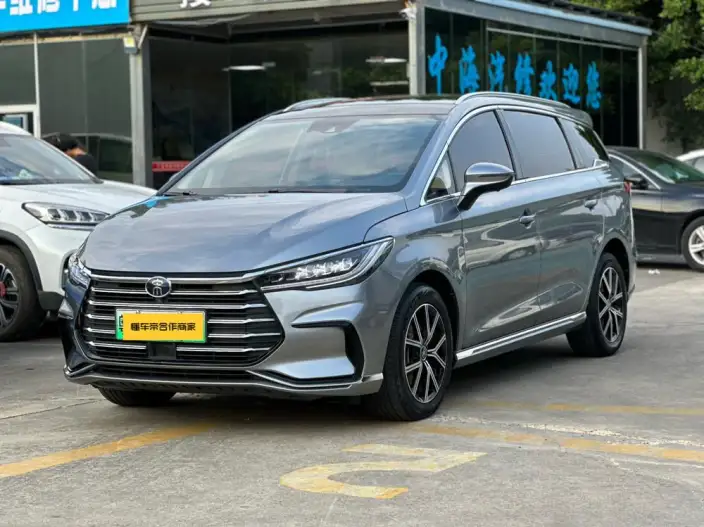 BYD Song MAX DM 2022 Model DM-i 105KM Flagship Model – фото 1