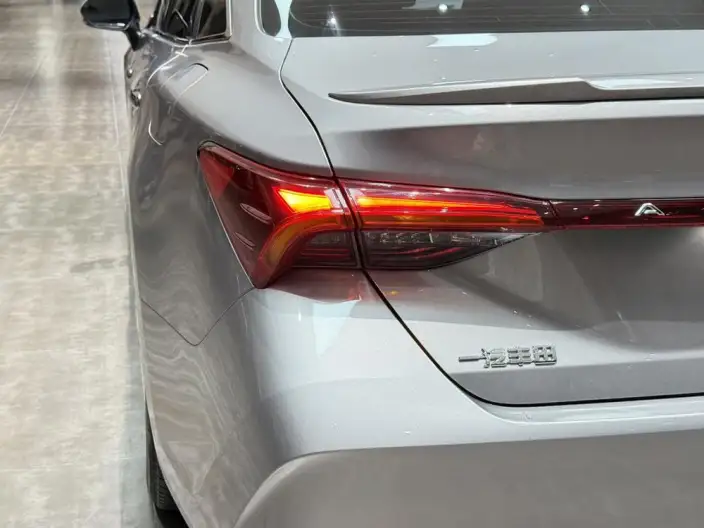 Toyota Avalon 2021 Model 2.5L Deluxe Edition – фото 8