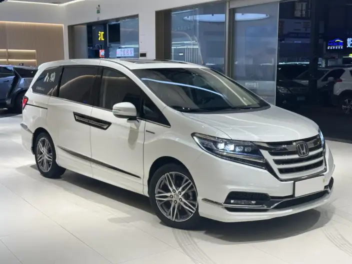 Honda Elysion 2019 Model 2.0L Rui*Hybrid Deluxe Edition – фото 2