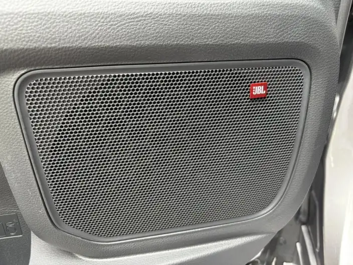 Toyota Sienna 2023 Model Hybrid 2.5L Premium Edition – фото 9