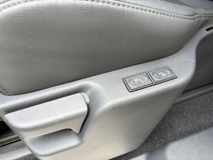 Toyota Sienna 2023 Model Hybrid 2.5L Premium Edition – фото 10