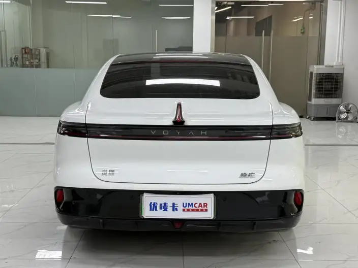 VOYAH Pursuit PHEV 2024 Model Ultra-long Endurance 4WD Ultimate Edition – фото 5