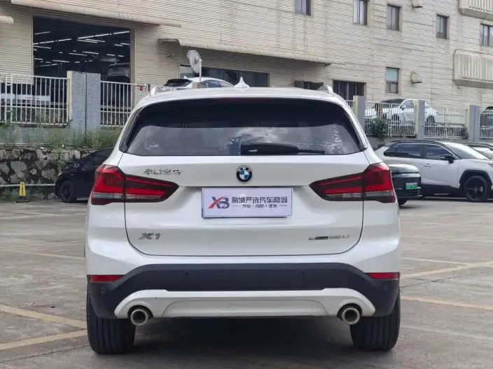 BMW X1 2022 Model sDrive25Li Leading Model – фото 5