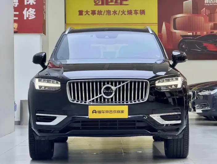Volvo XC90 PHEV 2022 Model E Drive Hybrid T8 Smart Prestige Deluxe Edition 7 seat