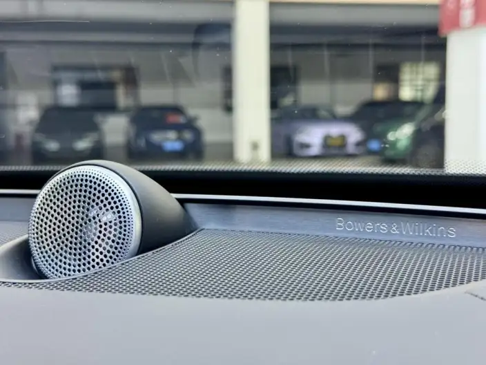 Volvo XC90 PHEV 2022 Model E Drive Hybrid T8 Smart Prestige Deluxe Edition 7 seat – фото 6