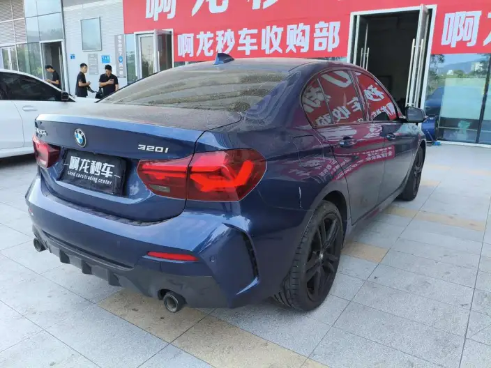 BMW 1 Series 2023 Model 125i M Sports Night Edition – фото 7