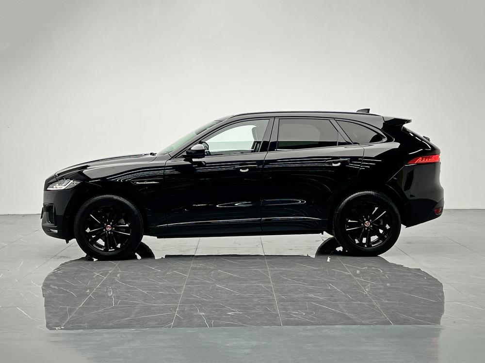 Jaguar F-PACE Модель 2020 года 2.0T 4WD Chequered Flag Edition – фото 4
