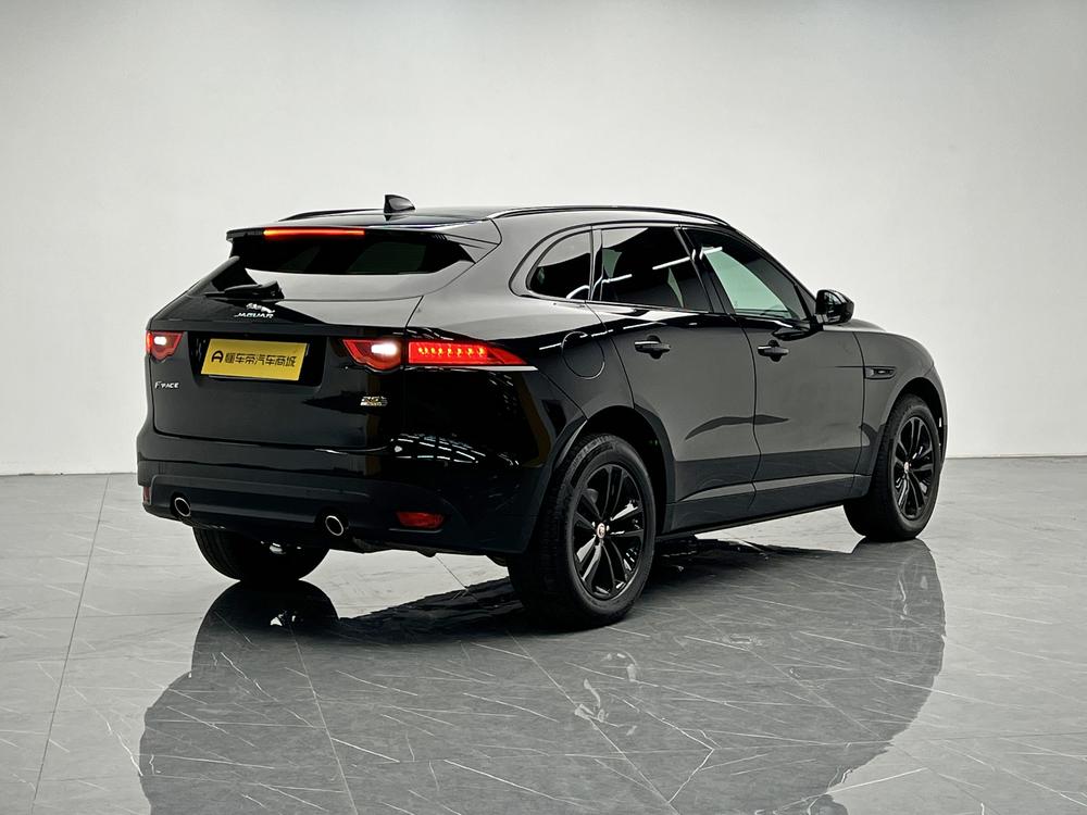 Jaguar F-PACE Модель 2020 года 2.0T 4WD Chequered Flag Edition – фото 7