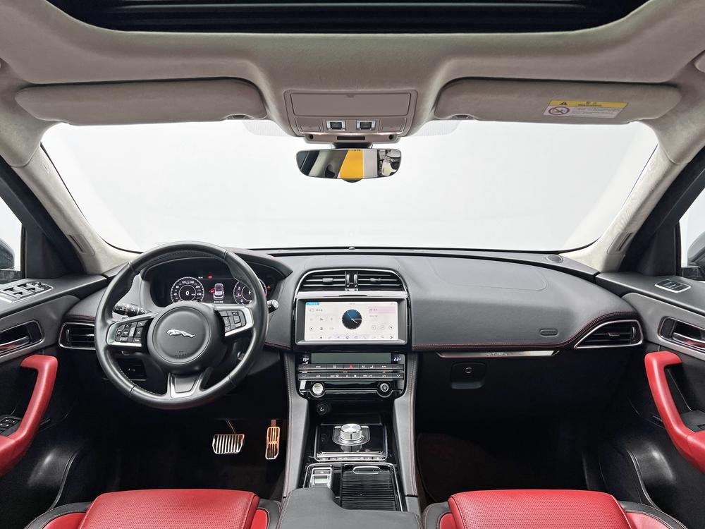 Jaguar F-PACE Модель 2020 года 2.0T 4WD Chequered Flag Edition – фото 14