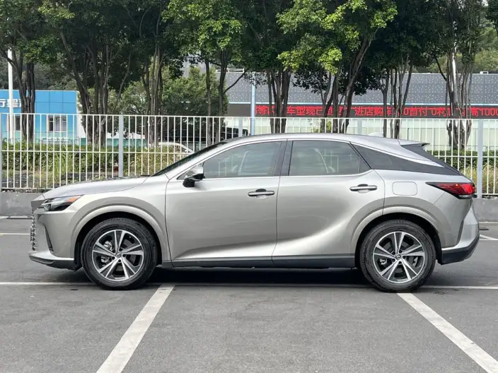 Lexus RX 2023 Model 350h 2WD Yuexiang Edition
