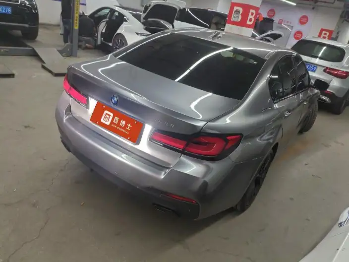 BMW 5 Series Imported 2022 Model 530i Fashion edition M Sports Set – фото 4
