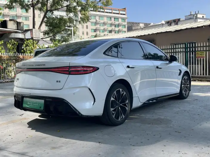 BYD Seal 2022 Model 550KM Standard Battery Life Rear Drive Edition Noble Model – фото 2