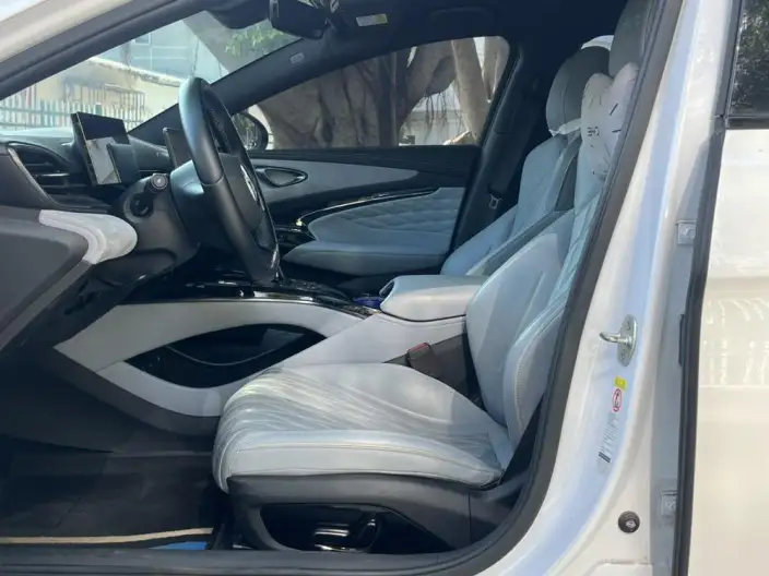BYD Seal 2022 Model 550KM Standard Battery Life Rear Drive Edition Noble Model – фото 7