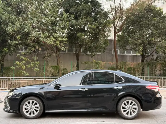 Toyota Camry 2021 Model 2.0G Deluxe Edition – фото 4