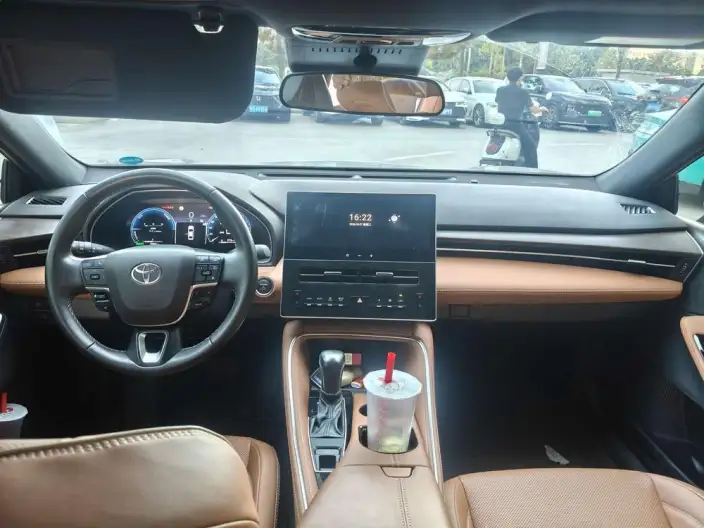 Toyota Avalon 2024 Model Intelligent Hybrid 2.0L E-CVT Deluxe Edition – фото 7