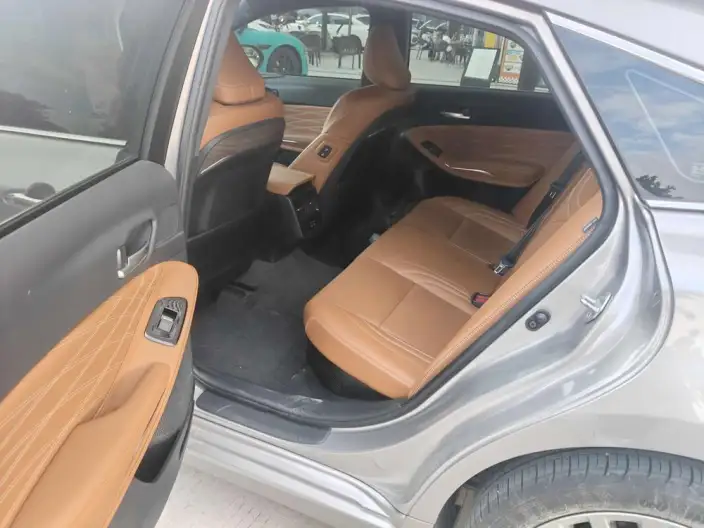 Toyota Avalon 2024 Model Intelligent Hybrid 2.0L E-CVT Deluxe Edition – фото 10
