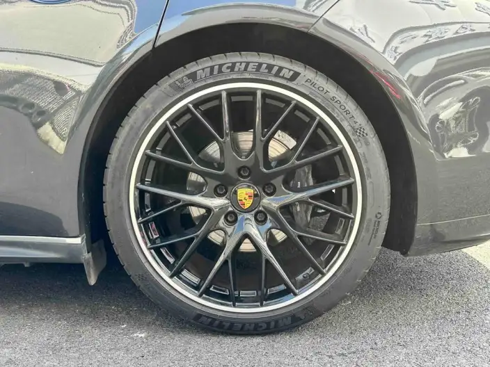 Panamera 2019 Model Panamera 4 Executive Extended Edition 2.9T – фото 7