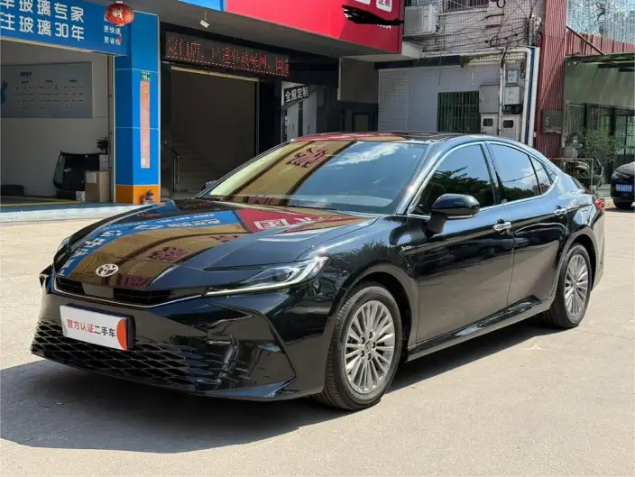 Toyota Camry 2024 Model Hybrid 2.0HGVP Deluxe Edition – фото 1