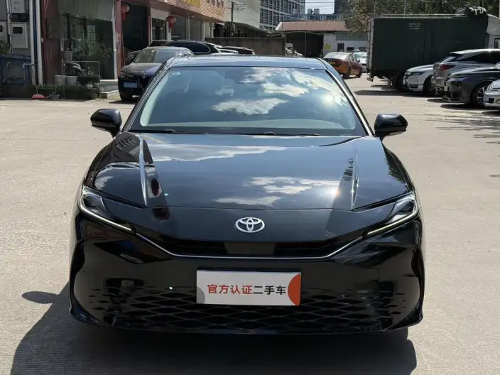 Toyota Camry 2024 Model Hybrid 2.0HGVP Deluxe Edition – фото 2