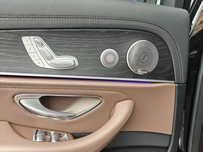 Mercedes-Benz E-Class 2023 Model E 300 L Luxury Model Sports sedan – фото 7
