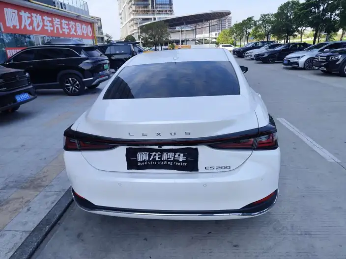 Lexus ES 2025 Model 200 Premium – фото 5