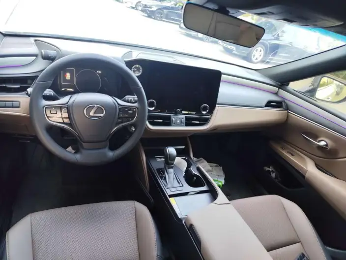 Lexus ES 2025 Model 200 Premium – фото 7