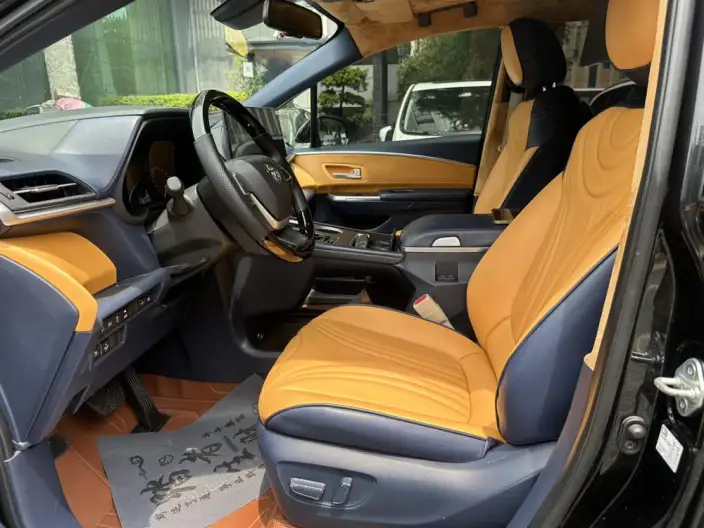 Toyota Sienna 2021 Model 2.5L Hybrid Deluxe Edition – фото 7