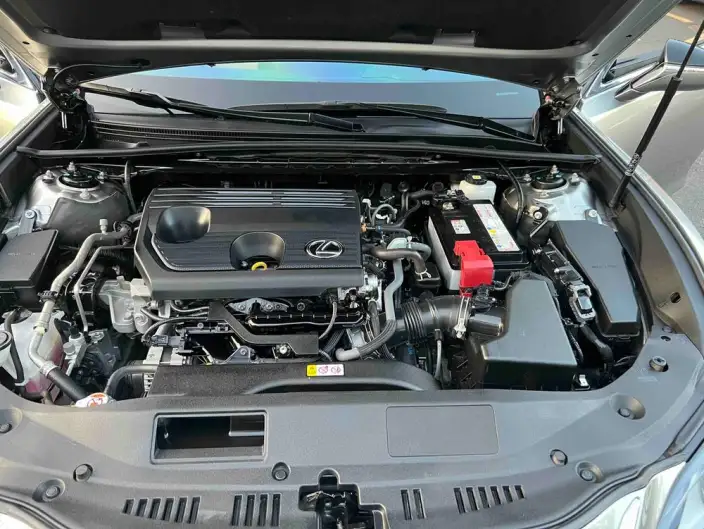 Lexus ES 2022 Model 200 Superior Edition – фото 8