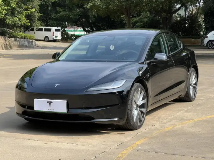 Model 3 2023 Model Rear-wheel drive version – фото 1