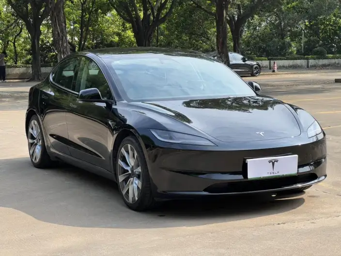 Model 3 2023 Model Rear-wheel drive version – фото 3