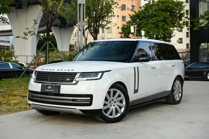 Range Rover 2025 Model 3.0 L6 400PS Shengshi Extended Edition