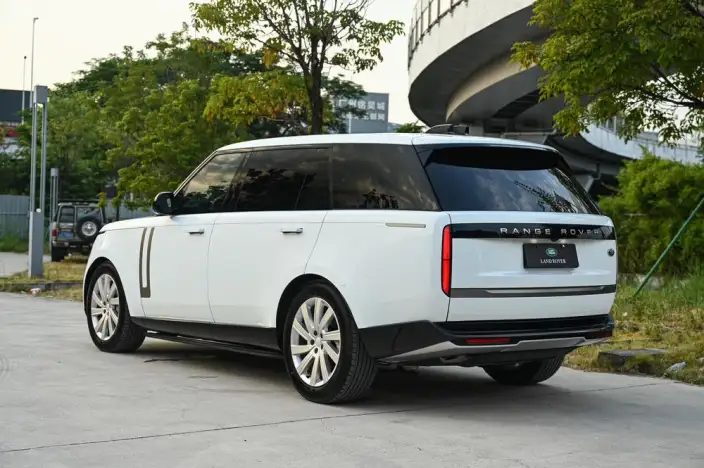 Range Rover 2025 Model 3.0 L6 400PS Shengshi Extended Edition