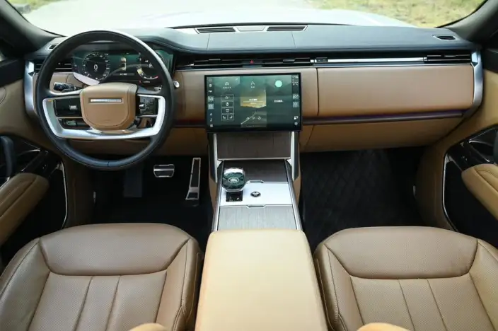 Range Rover 2025 Model 3.0 L6 400PS Shengshi Extended Edition – фото 8