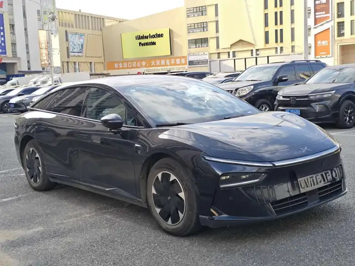 XPeng P7+ 2024 Model EV Ultra-long Endurance Max – фото 3