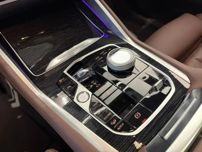 BMW X6 2023 Model Facelift xDrive40i M Sports Set – фото 10