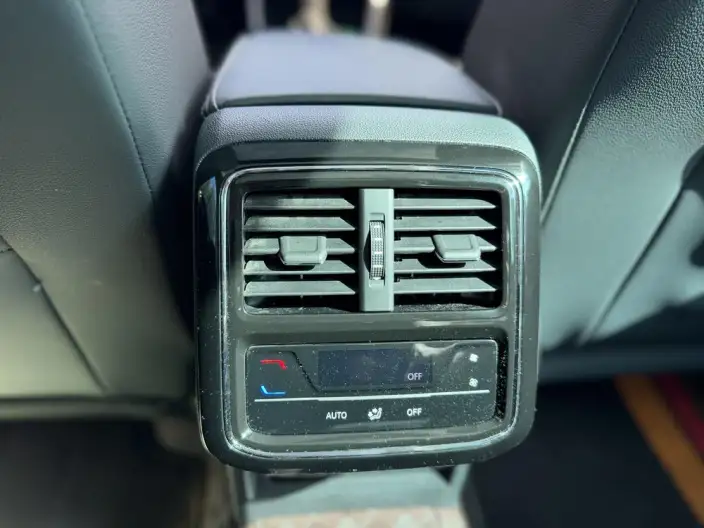 Volkswagen Passat 2024 Model 380TSI Elite Edition – фото 6