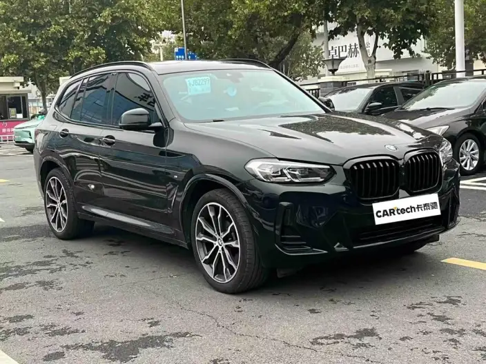 BMW X3 2023 Model xDrive30i Exclusive Model M Night Set – фото 3